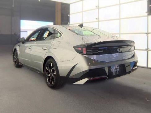 Used 2025 Hyundai Sonata SEL FWD image 6