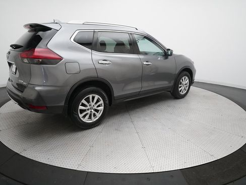 Used 2020 Nissan Rogue SV image 36