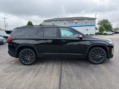 Used 2023 Chevrolet Traverse RS w/ LPO, Floor Liner Package AWD/4WD image 6