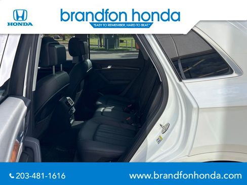 Used 2020 Audi Q5 2.0T Premium w/ Convenience Package AWD/4WD image 23