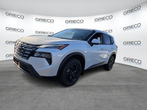 New 2026 Nissan Rogue SV w/ Cold Weather Package FWD image 3