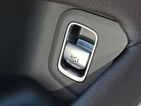 Certified 2023 Mercedes-Benz S 580 4MATIC Sedan image 23