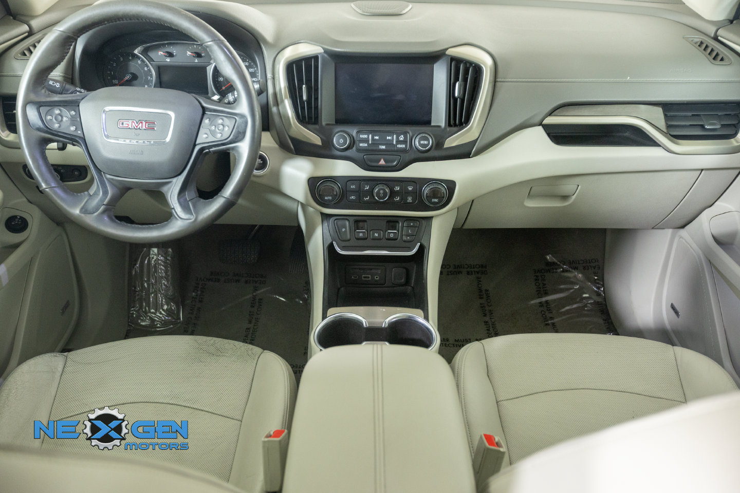 Used 2018 GMC Terrain Denali w/ Advanced Safety Package FWD image 4