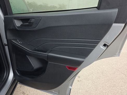 Used 2022 Ford Escape SE w/ Convenience Package image 38