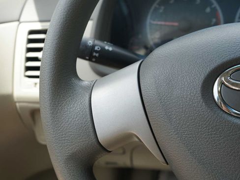 Used 2010 Toyota Corolla LE FWD image 15