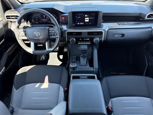 Used 2025 Toyota Tacoma TRD Sport AWD/4WD image 13