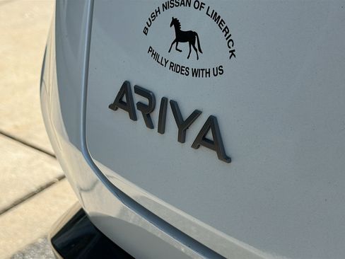 Used 2024 Nissan Ariya AWD image 10