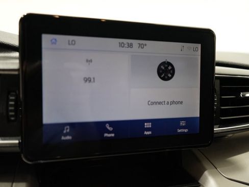 Used 2024 Ford Explorer XLT w/ Equipment Group 202A AWD/4WD image 25