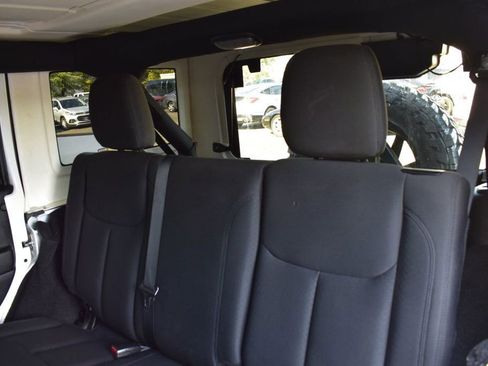 Used 2016 Jeep Wrangler Unlimited Sport w/ Quick Order Package 24S AWD/4WD image 22