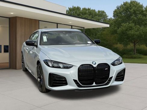 New 2026 BMW M440i Coupe w/ Parking Assistance Package image 5