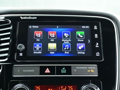 Used 2019 Mitsubishi Outlander GT image 19