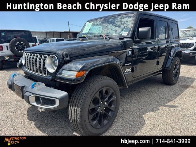 Used 2024 Jeep Wrangler Unlimited Sahara AWD/4WD image 1