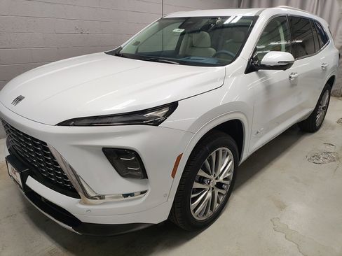 New 2026 Buick Enclave Avenir image 19