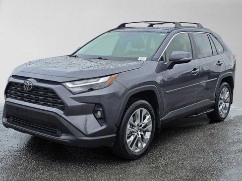 Used 2025 Toyota RAV4 XLE Premium w/ Weather Package AWD/4WD image 7