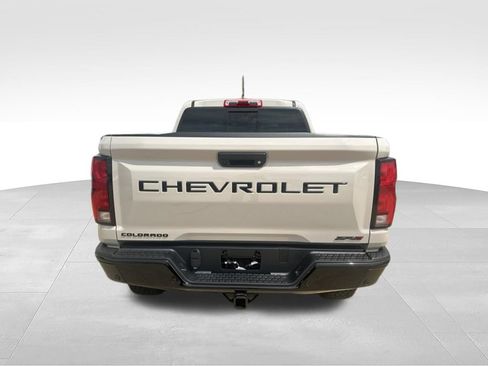 New 2026 Chevrolet Colorado ZR2 w/ Technology Package AWD/4WD image 4
