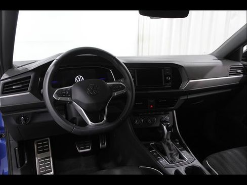 Certified 2024 Volkswagen Jetta Sport FWD image 6