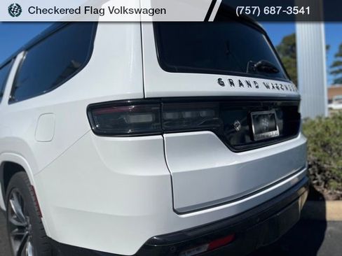 Used 2024 Jeep Grand Wagoneer L Series II w/ Quick Order Packagew 28T image 9