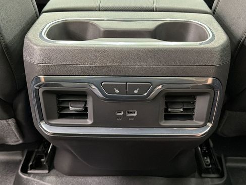 Used 2026 GMC Sierra 1500 SLT w/ SLT Premium Plus Package AWD/4WD image 39