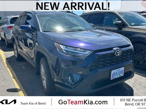 Used 2025 Toyota RAV4 XLE w/ Convenience Package AWD/4WD image 1
