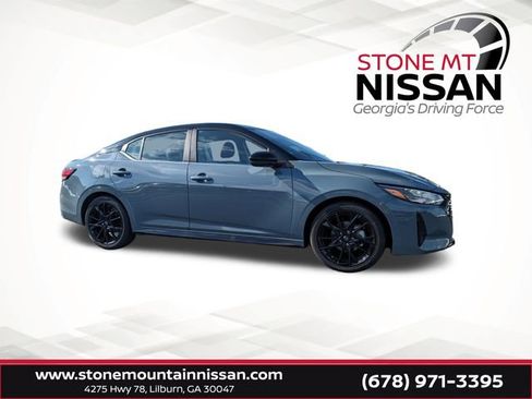 New 2025 Nissan Sentra SR w/ Midnight Edition image 1