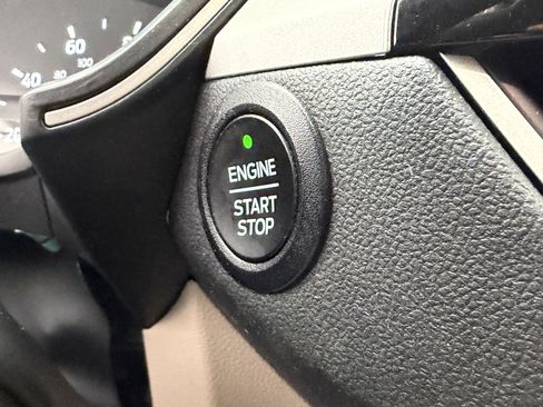 Certified 2022 Ford Escape SE image 20