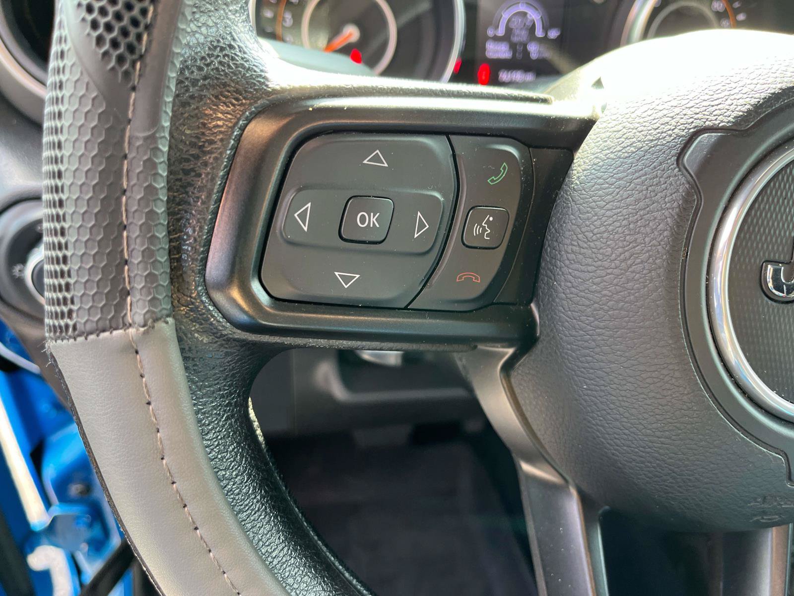 Used 2022 Jeep Wrangler Unlimited Sport AWD/4WD image 29