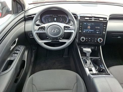 Certified 2023 Hyundai Tucson SEL AWD/4WD image 11