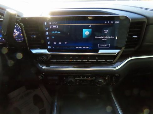 Used 2025 Chevrolet Silverado 2500 LT w/ Safety Package image 28