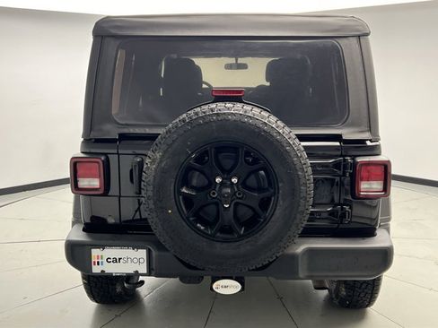 Used 2021 Jeep Wrangler Unlimited Sport AWD/4WD image 4