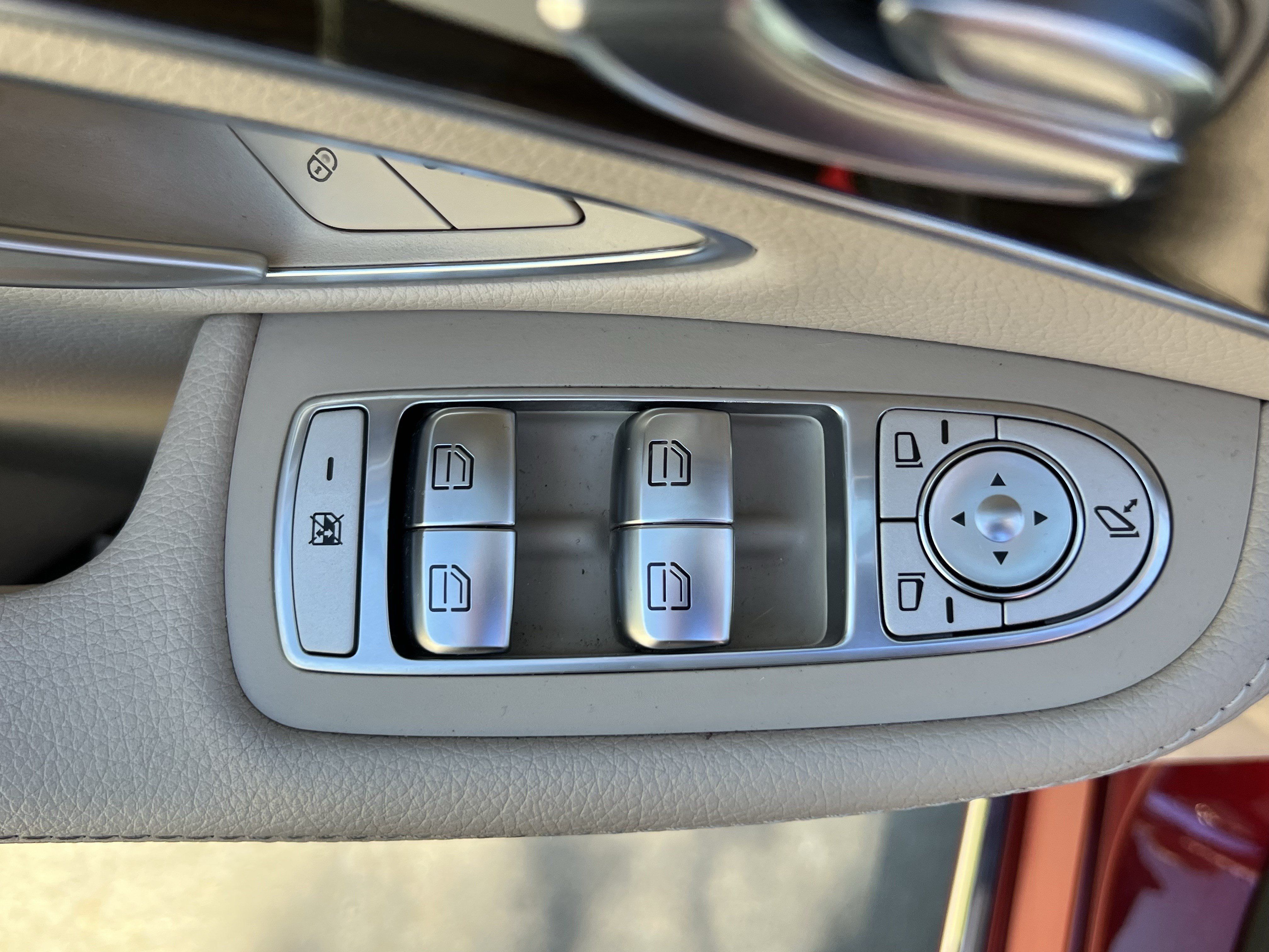 Certified 2019 Mercedes-Benz C 300 Sedan image 15