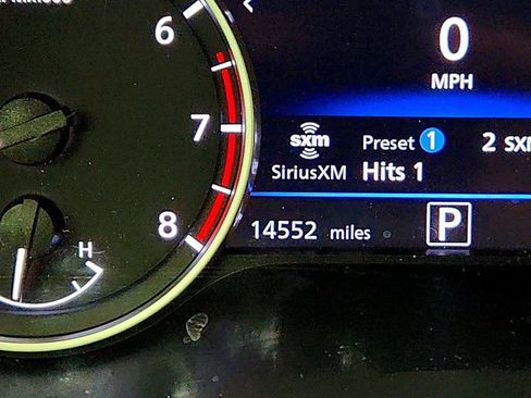 Used 2024 Nissan Sentra SR w/ SR Premium Package FWD image 16