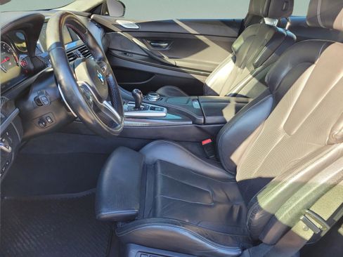 Used 2015 BMW M6 Coupe image 12