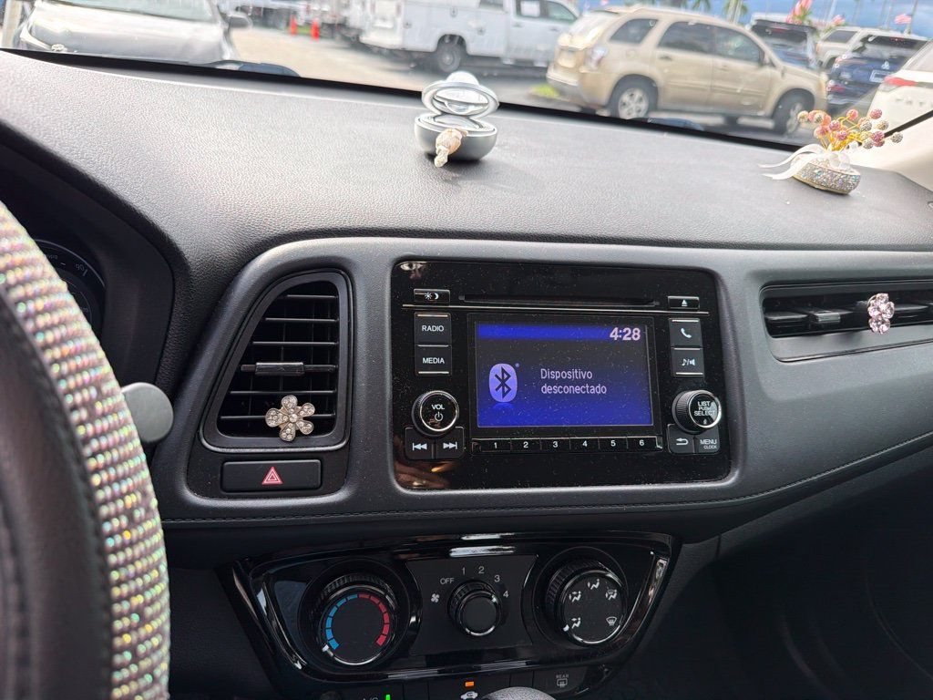 Used 2020 Honda HR-V LX image 4