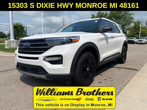 Used 2021 Ford Explorer XLT w/ Equipment Group 202A AWD/4WD image 1