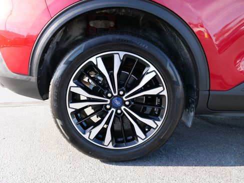 Used 2021 Ford Escape SE w/ SE Sport Appearance Package image 11