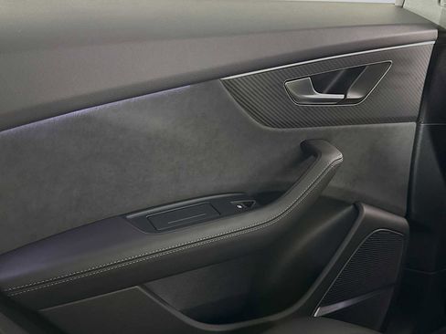 Used 2024 Audi SQ8 Premium Plus AWD/4WD image 27