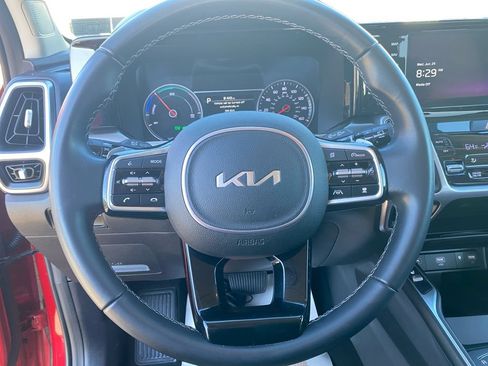 Certified 2023 Kia Sorento EX AWD/4WD image 21