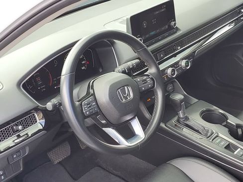 Used 2024 Honda Civic EX-L image 18
