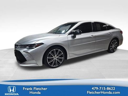 Used 2019 Toyota Avalon Touring w/ Advanced Safety Package image 1