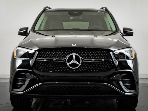 New 2026 Mercedes-Benz GLE 450 4MATIC image 2