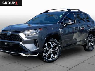 Used 2021 Toyota RAV4 XSE w/ Weather Package AWD/4WD video 1