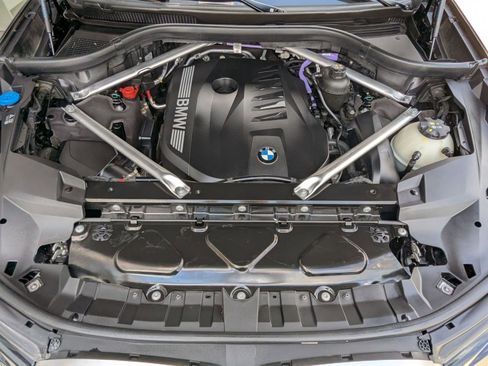 Used 2023 BMW X7 xDrive40i image 25