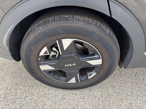 Used 2026 Kia Sportage LX FWD image 29