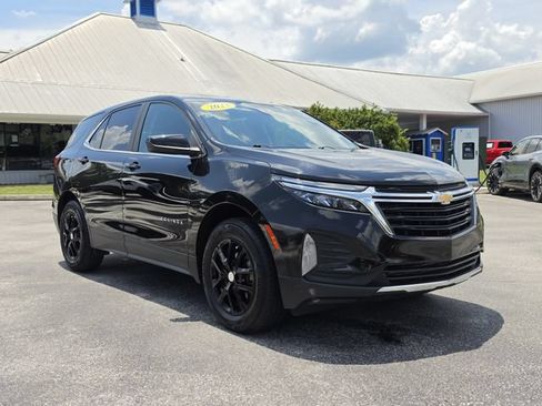 Used 2023 Chevrolet Equinox LT AWD/4WD image 2
