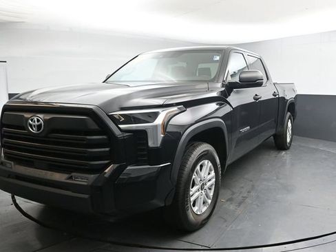 Used 2022 Toyota Tundra SR5 image 4