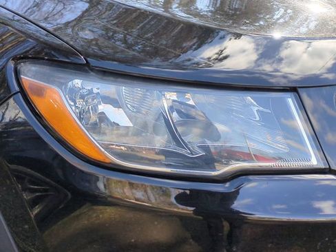 Used 2020 Jeep Compass Limited image 5