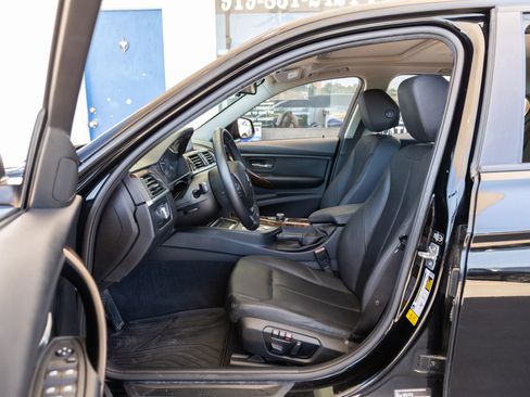 Used 2014 BMW 320i Sedan RWD image 17