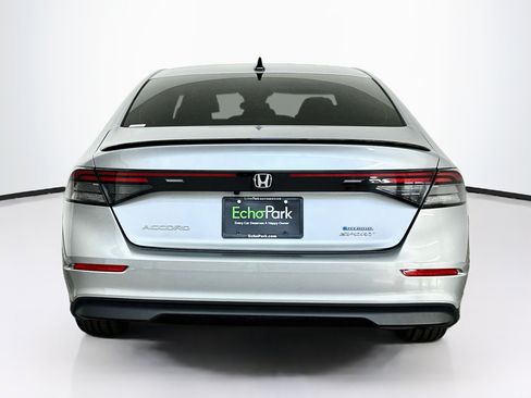Used 2023 Honda Accord Sport image 7