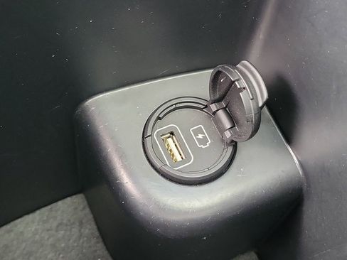 Used 2019 Kia Sorento EX AWD/4WD image 34