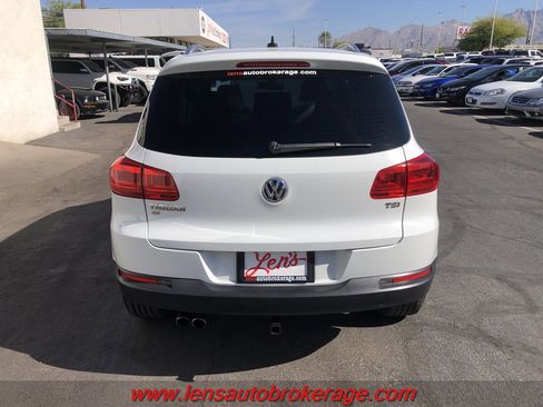 Used 2016 Volkswagen Tiguan SE image 7
